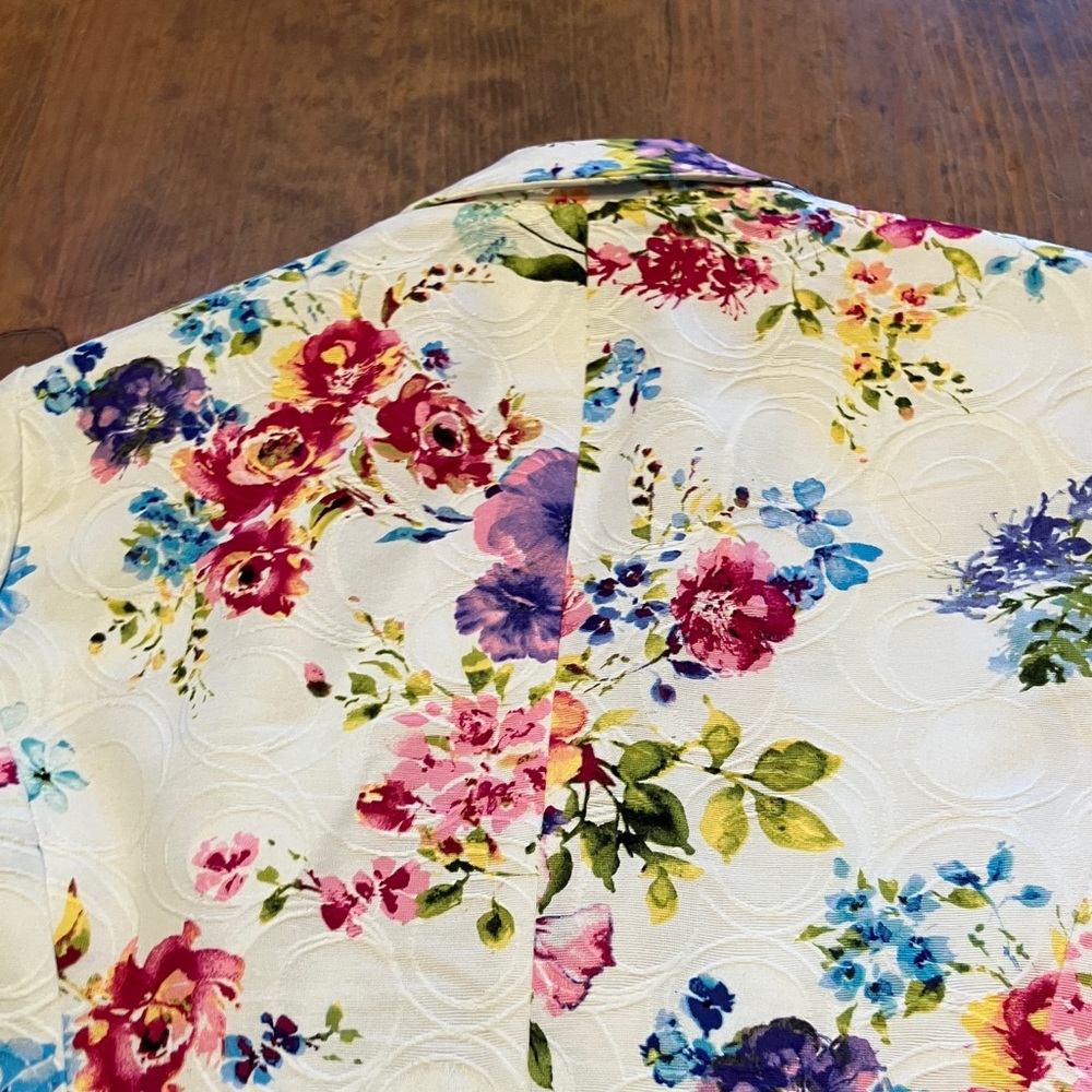 Floral Blazer in White with Multicolor Blooms - Picture 12 of 12